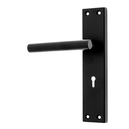 M8M20 - 3 Lever Lockset Royal RD 8"